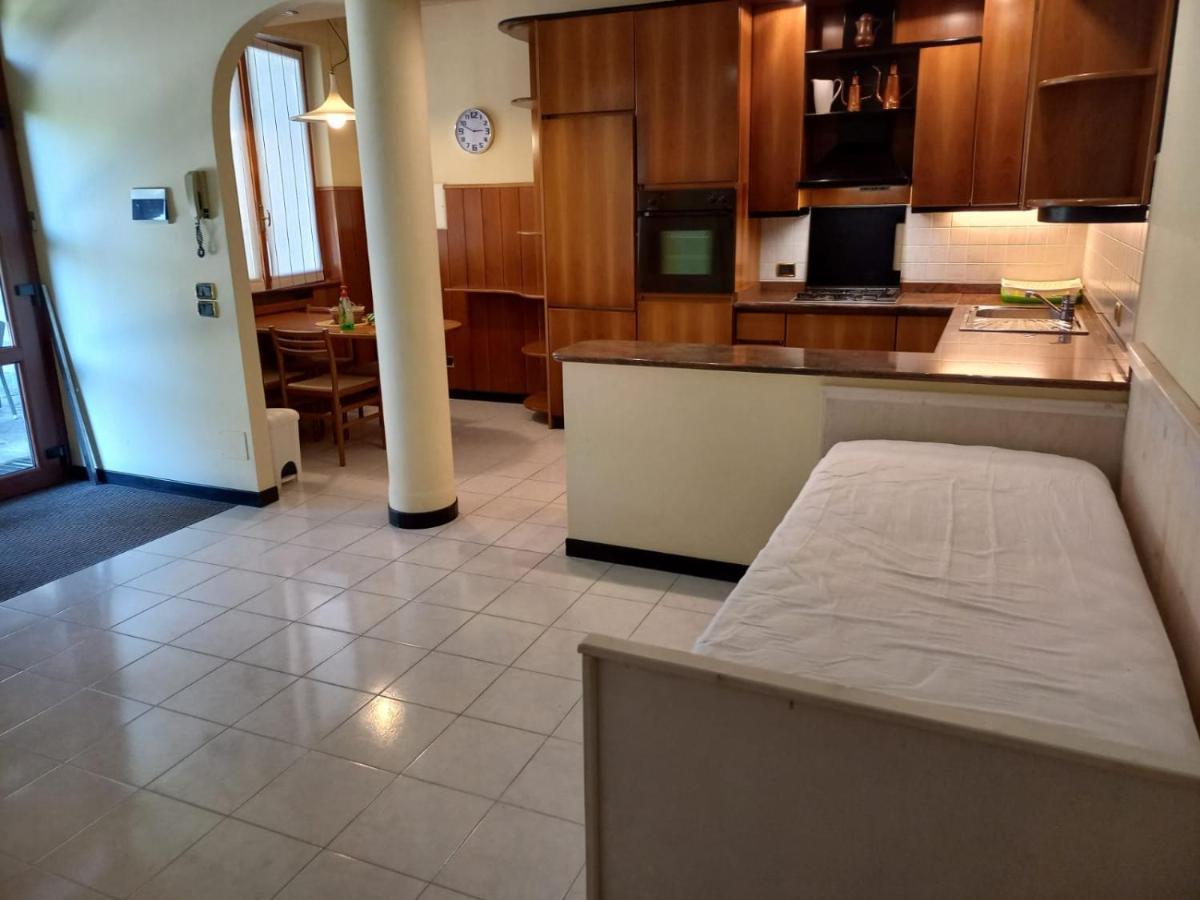 Residenza Beretta Como Lake -A- Villa Orsenigo Buitenkant foto